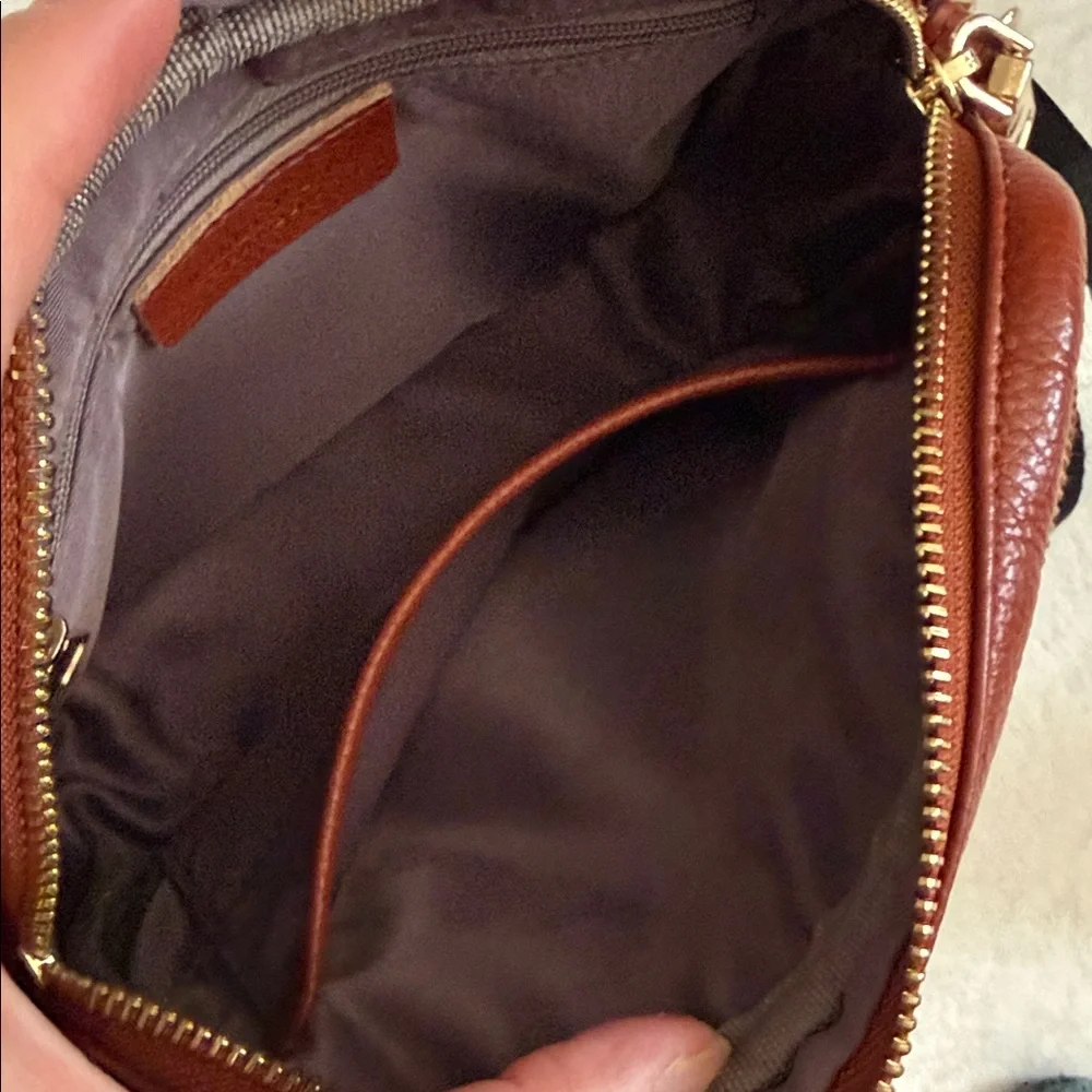 Pom Pom London | Mayfair Pebbled Leather Crossbody Bag B&W Stripe Strap Brown - Picture 8 of 15